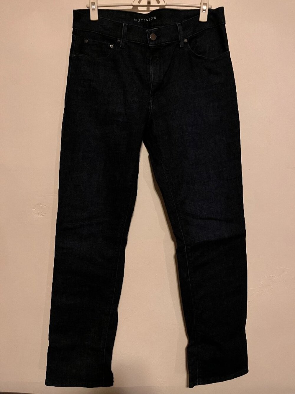 Mott & Bow Crosby Straight Jean